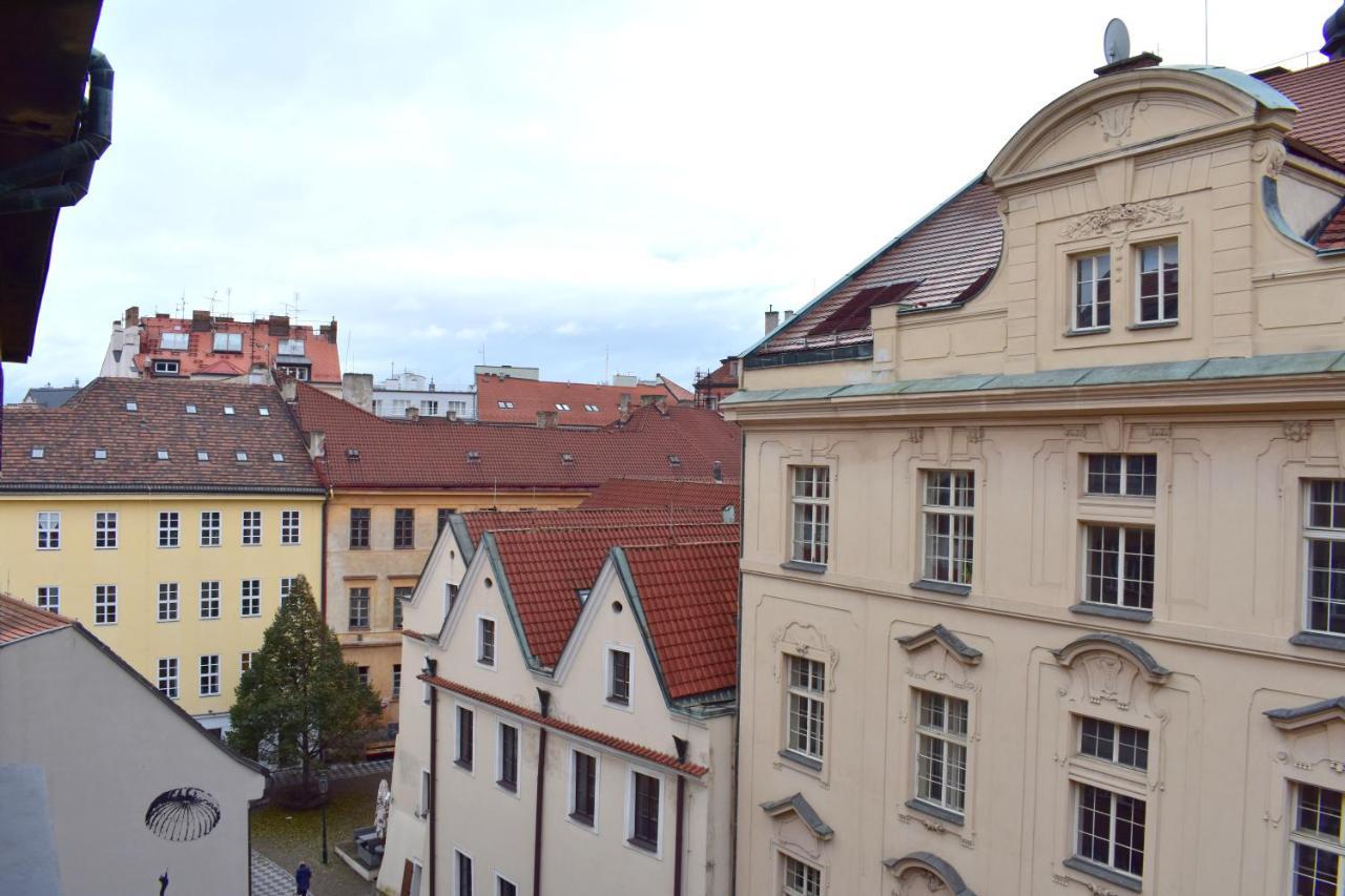 Old Town Residence - Konviktska Прага Екстериор снимка